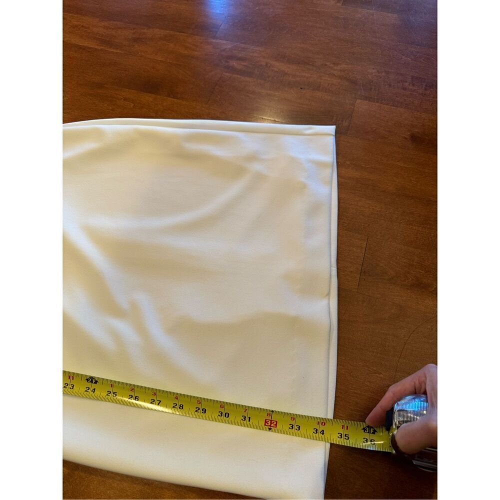 Woman’s brand new Lauren by Ralph Lauren white dress with ruffles sleeves - Picture 6 of 6